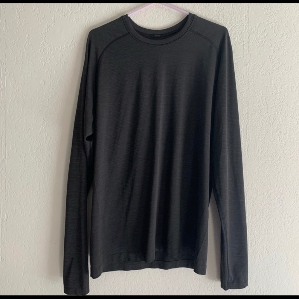 NWOT Lululemon Long Sleeve